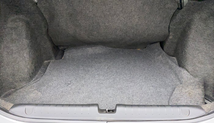 2018 Honda Amaze 1.5 V CVT I-DTEC, Diesel, Automatic, 75,137 km, Boot Inside