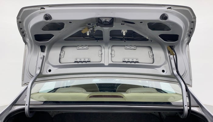 2018 Honda Amaze 1.5 V CVT I-DTEC, Diesel, Automatic, 75,137 km, Boot Door Open