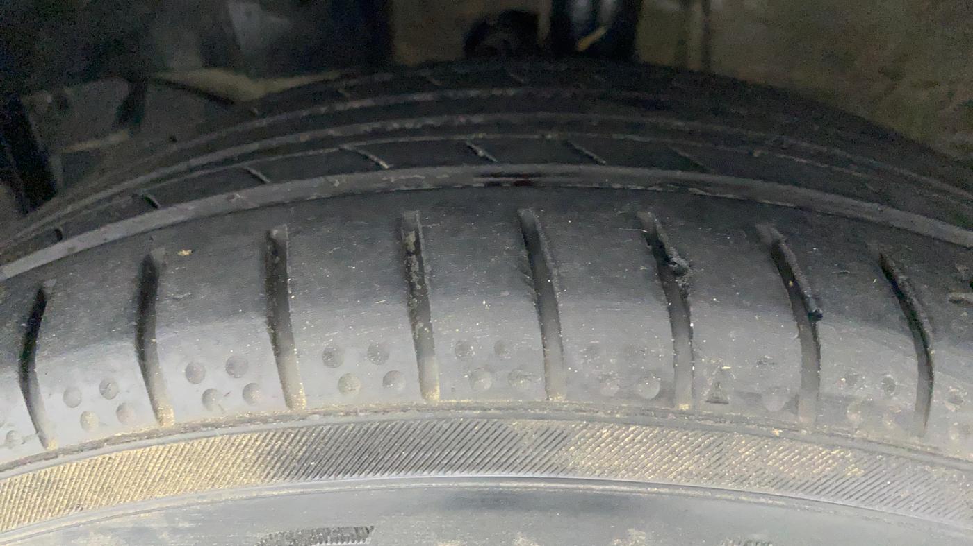 2018 Honda Amaze 1.5 V CVT I-DTEC, Diesel, Automatic, 75,137 km, Left Front Tyre Tread