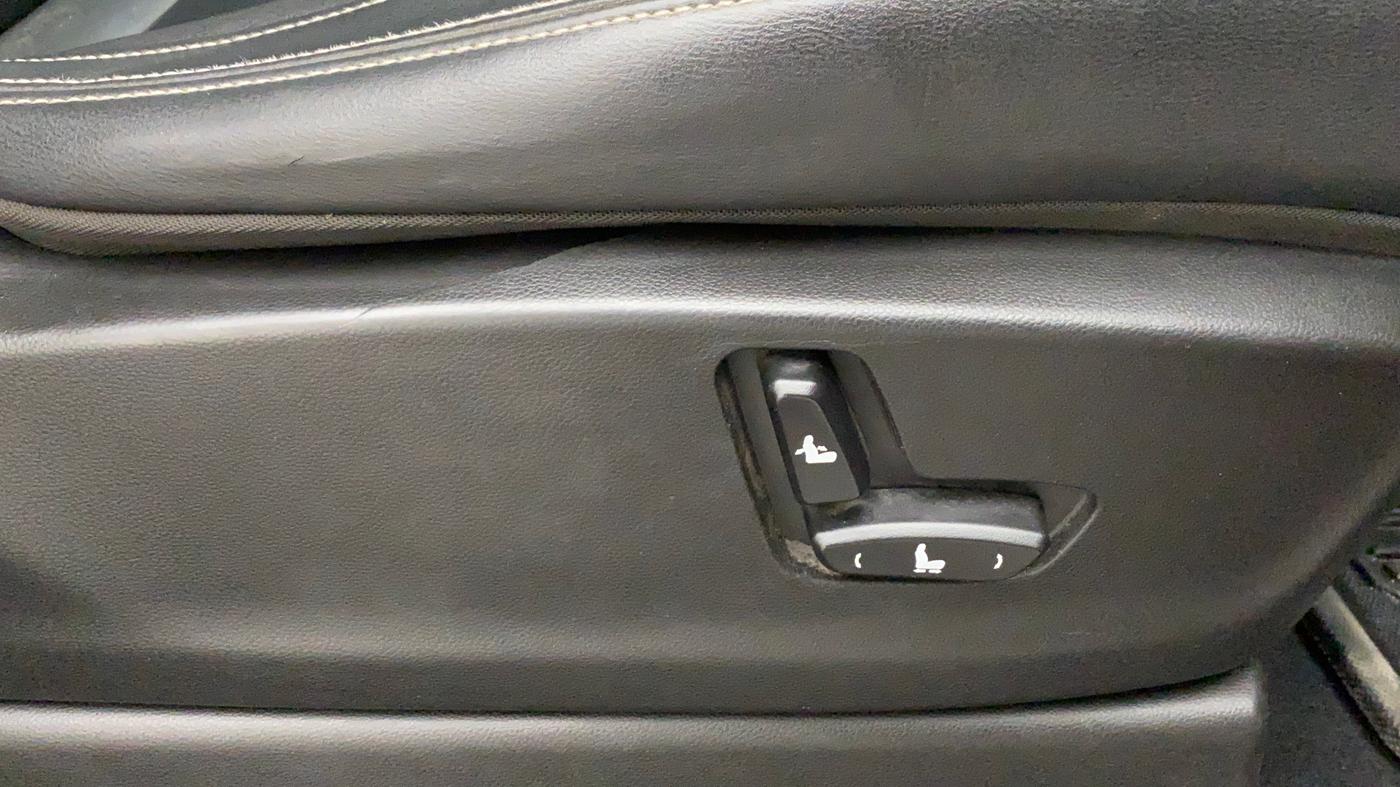 2019 MG HECTOR SHARP HYBRID 1.5 PETROL, Petrol, Manual, 62,427 km, Driver Side Adjustment Panel