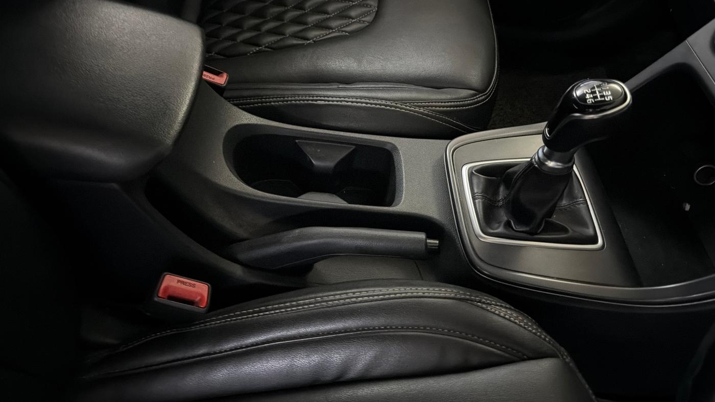 2020 Hyundai Creta S 1.5 PETROL, Petrol, Manual, 90,220 km, Gear Lever