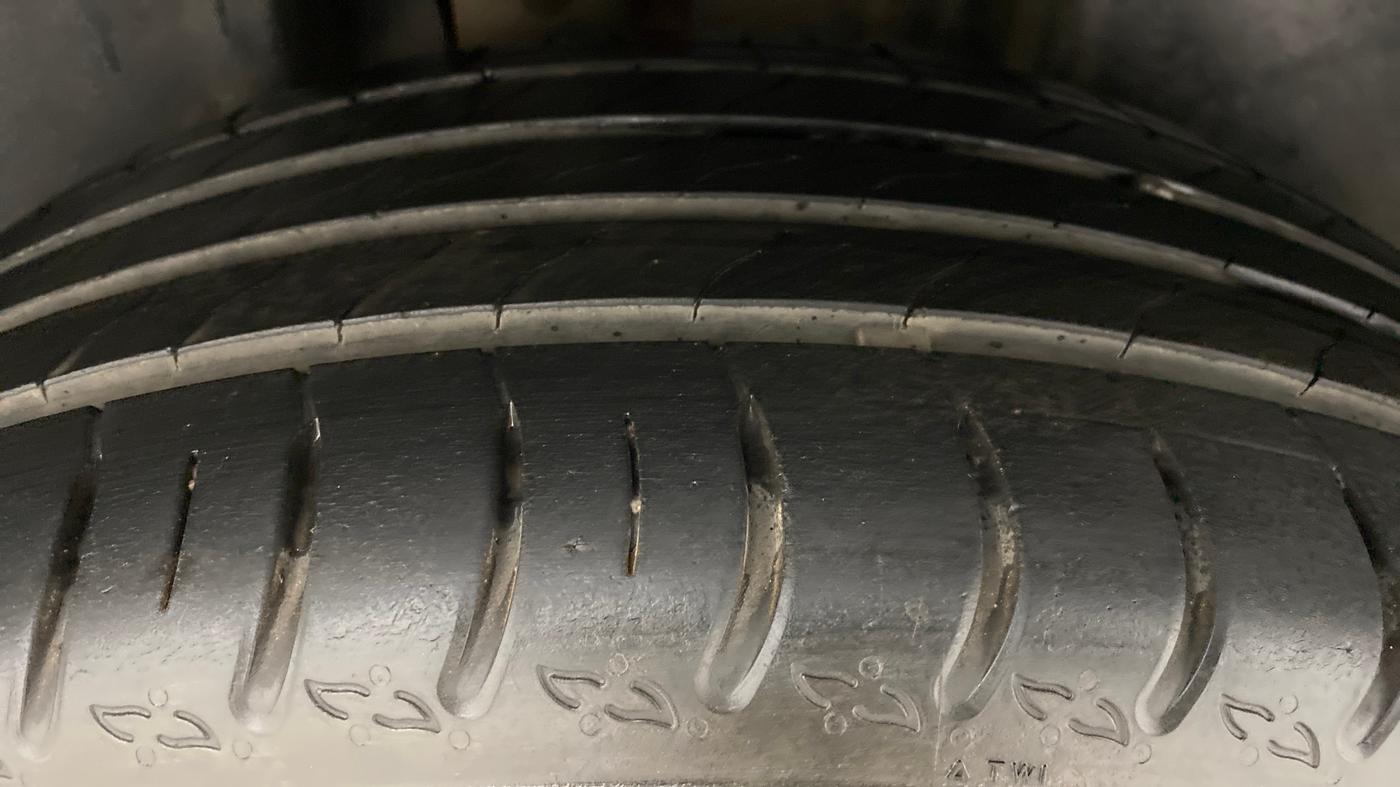 2021 Skoda KUSHAQ STYLE 1.5L TSI MT, Petrol, Manual, 17,136 km, Right Rear Tyre Tread