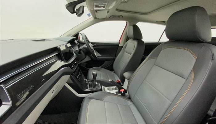 2021 Skoda KUSHAQ STYLE 1.5L TSI MT, Petrol, Manual, 17,136 km, Right Side Front Door Cabin