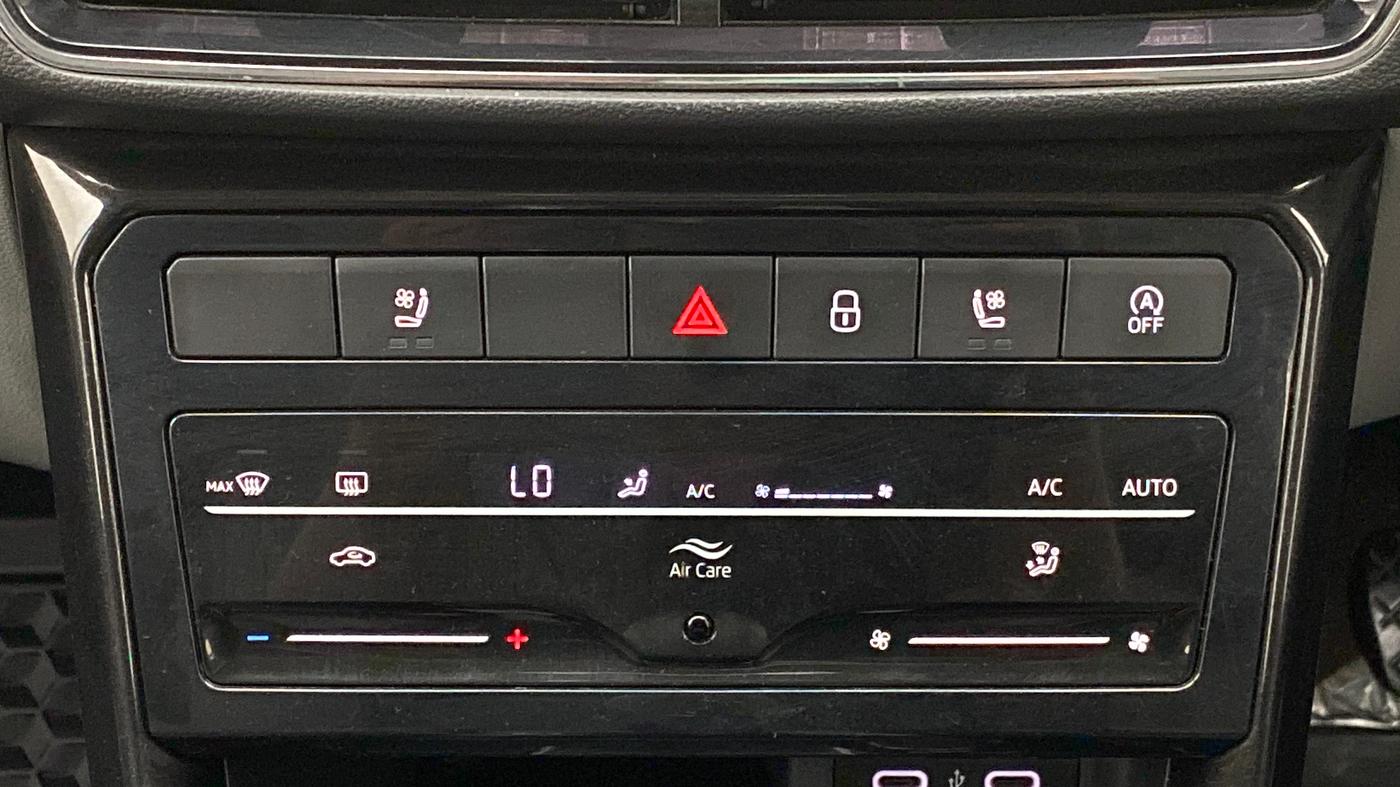 2021 Skoda KUSHAQ STYLE 1.5L TSI MT, Petrol, Manual, 17,136 km, Automatic Climate Control