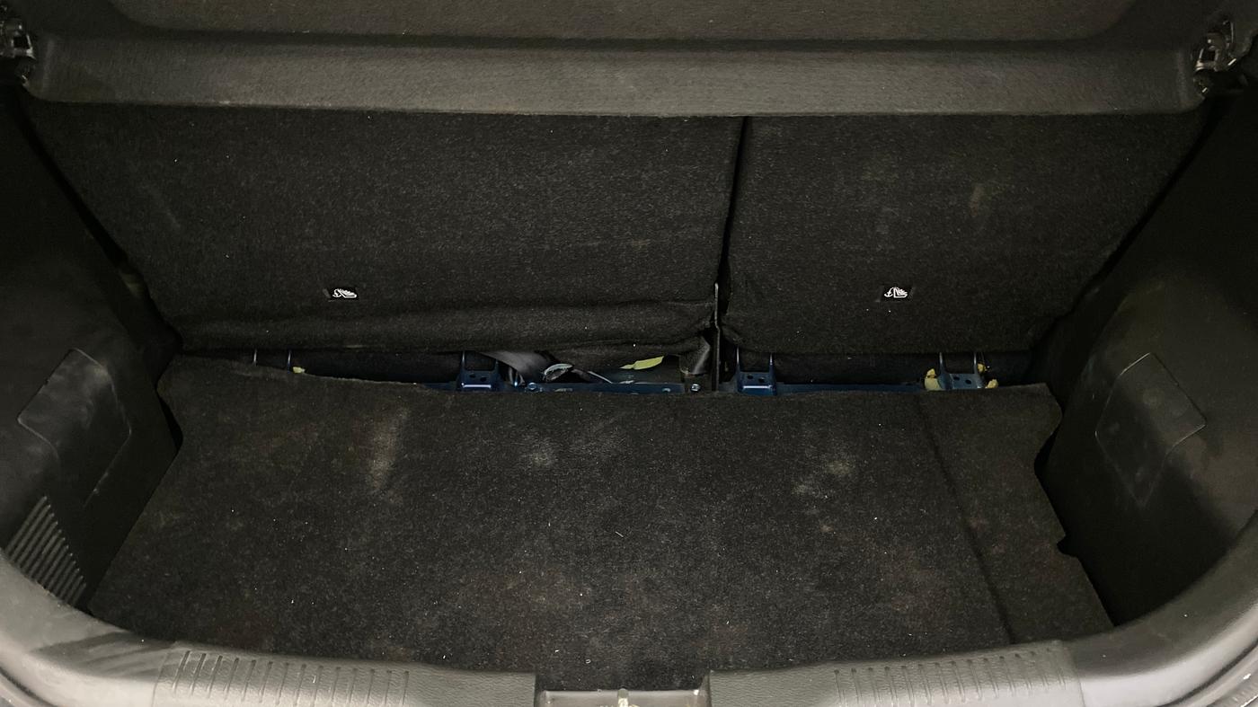 2020 Maruti IGNIS ALPHA 1.2, Petrol, Manual, 83,864 km, Boot Inside