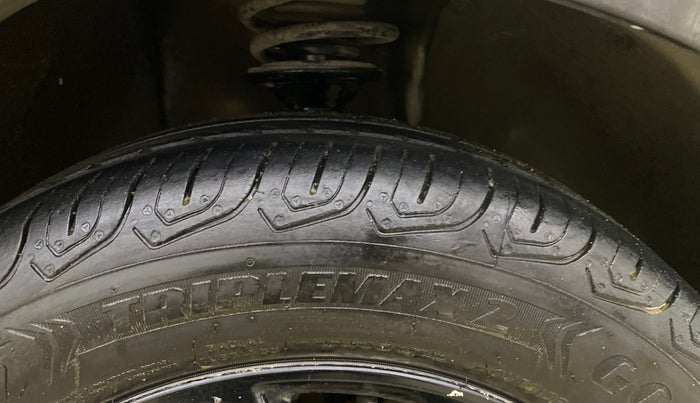 2020 Maruti IGNIS ALPHA 1.2, Petrol, Manual, 83,864 km, Right Front Tyre Tread