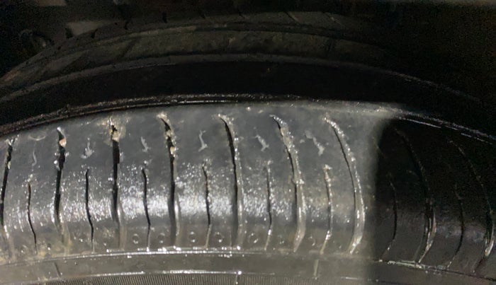 2024 Renault TRIBER RXZ, Petrol, Manual, 41,708 km, Left Front Tyre Tread