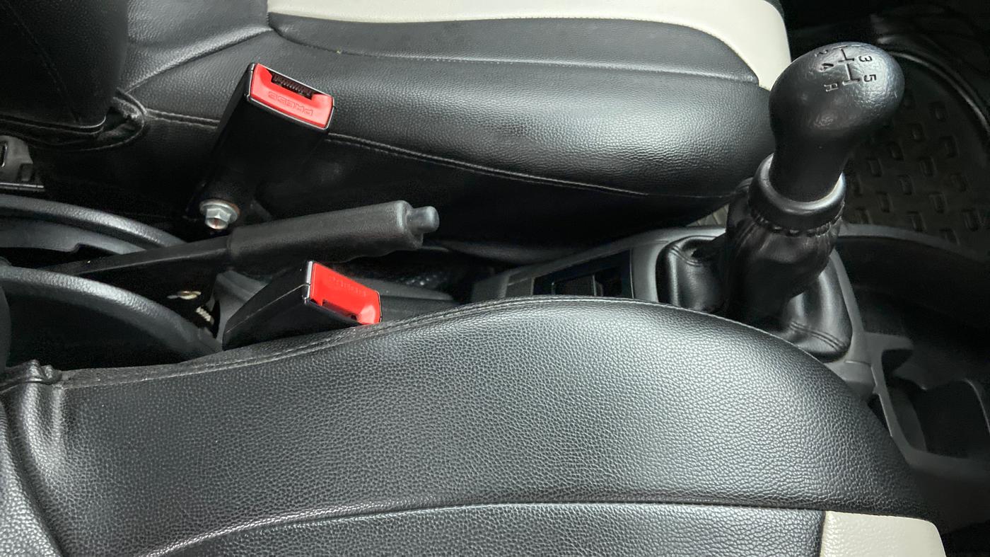 2018 Maruti Alto 800 LXI, Petrol, Manual, 37,034 km, Gear Lever