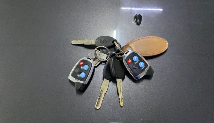 2019 Maruti Alto K10 VXI, Petrol, Manual, 22,583 km, Key Close Up