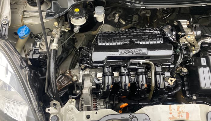 2014 Honda Brio VX MT, Petrol, Manual, 39,934 km, Engine View - Right