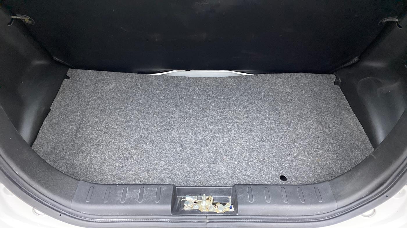 2021 Maruti Alto LXI, Petrol, Manual, 10,124 km, Boot Inside