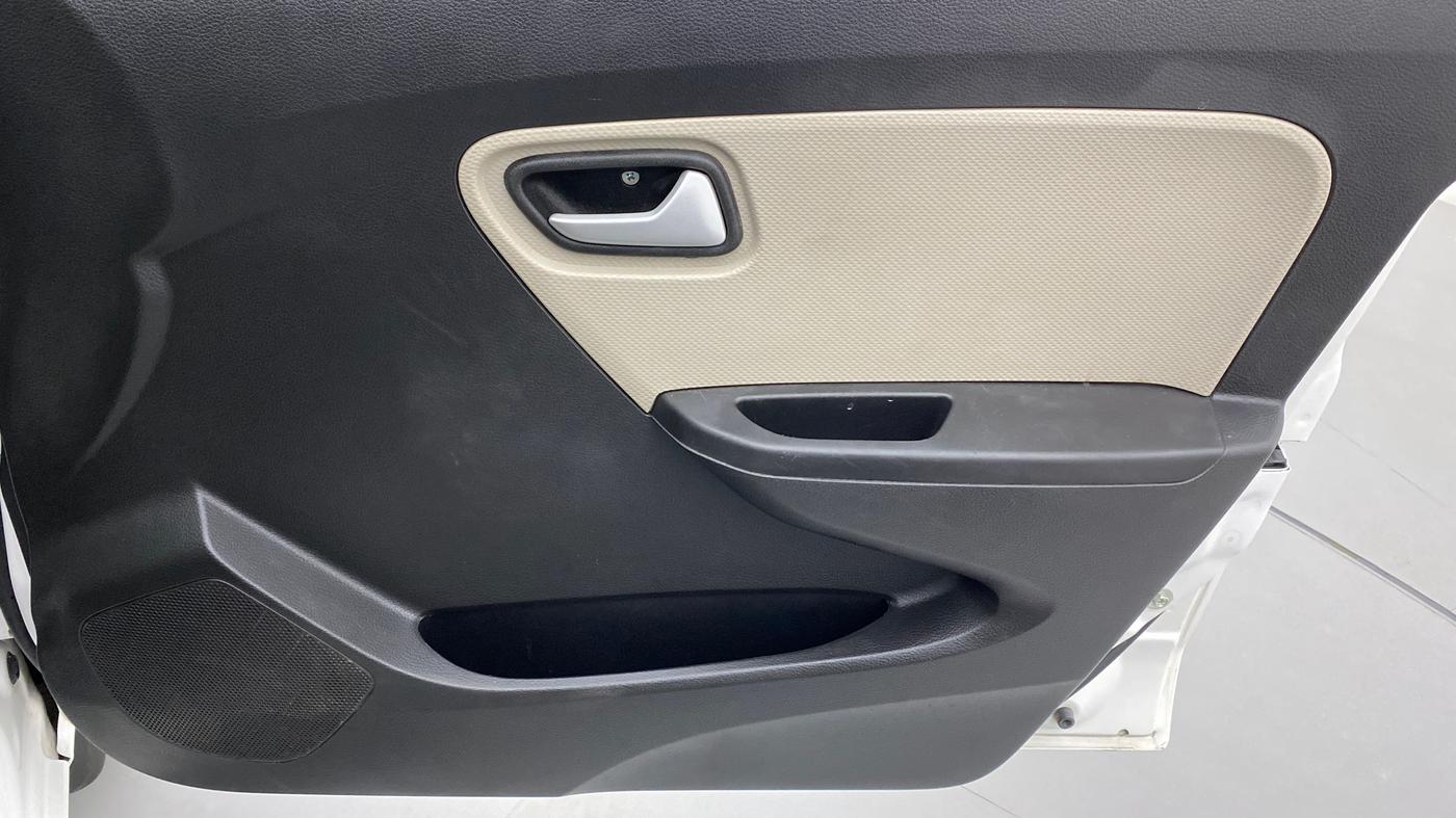 2021 Maruti Alto LXI, Petrol, Manual, 10,124 km, Driver Side Door Panels Control