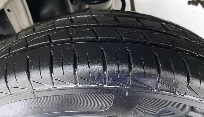 2021 Maruti Alto LXI, Petrol, Manual, 10,124 km, Left Rear Tyre Tread