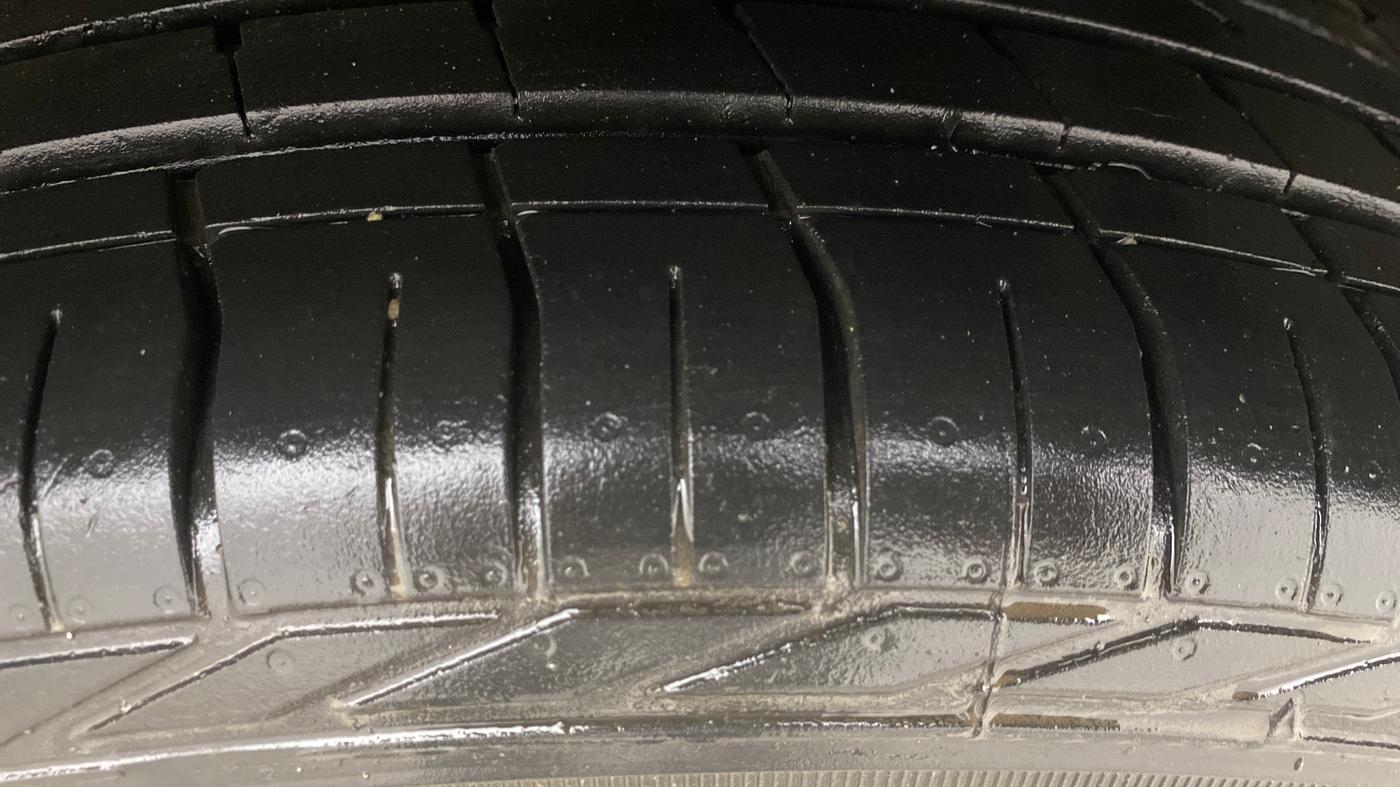 2022 Tata NEXON XZA PLUS (O) PETROL, Petrol, Automatic, 25,873 km, Left Rear Tyre Tread