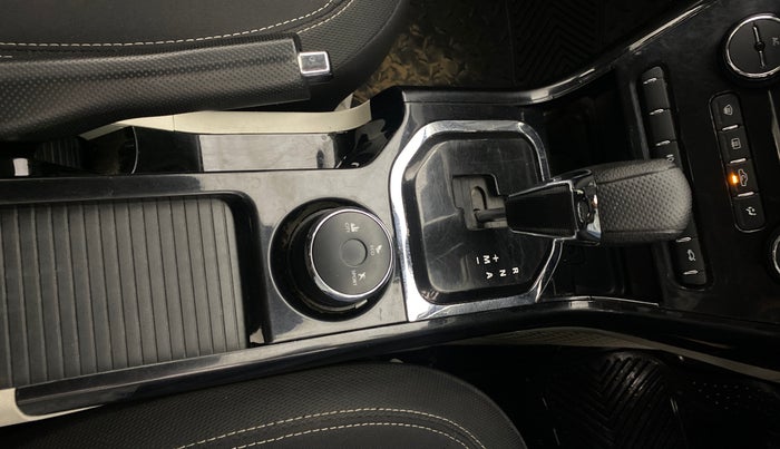 2022 Tata NEXON XZA PLUS (O) PETROL, Petrol, Automatic, 25,713 km, Gear Lever