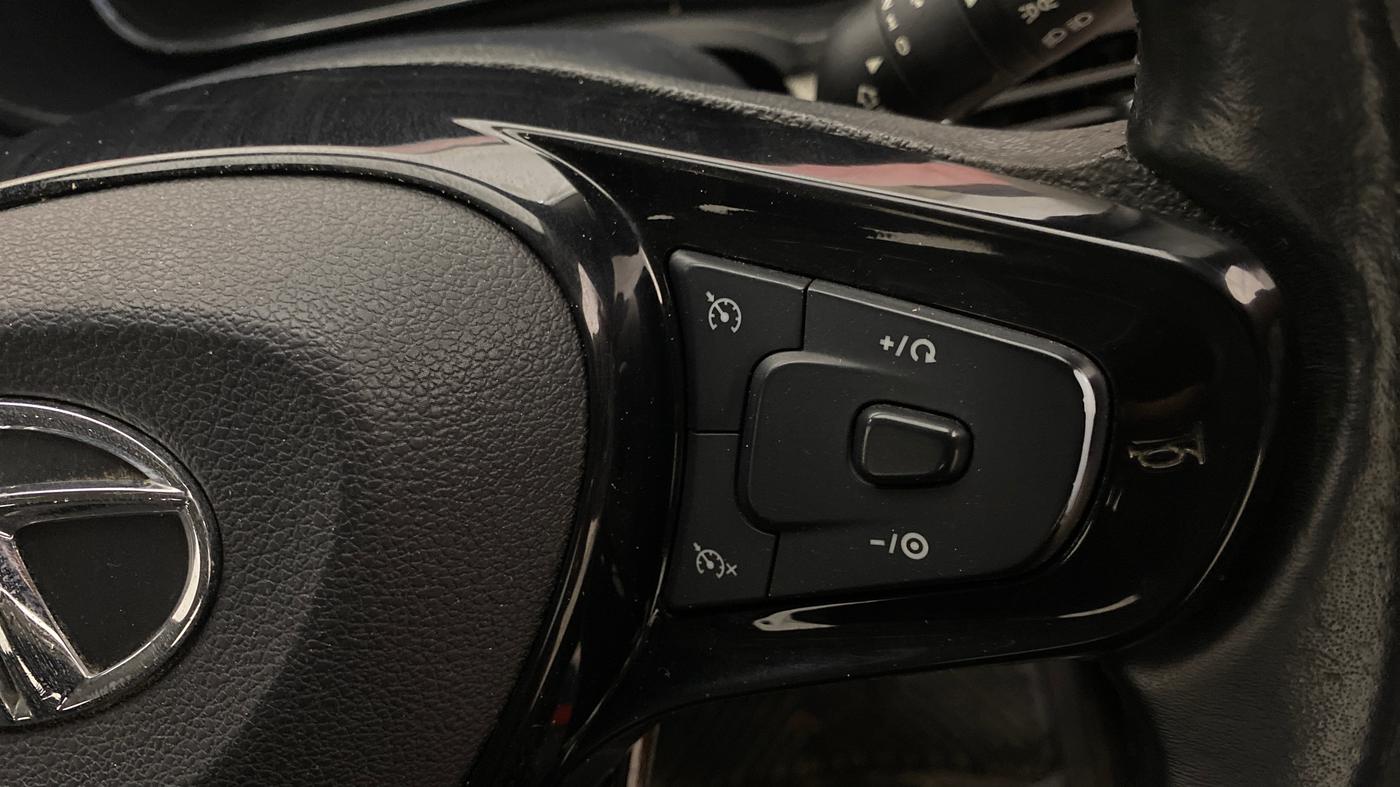 2022 Tata NEXON XZA PLUS (O) PETROL, Petrol, Automatic, 25,873 km, Adaptive Cruise Control