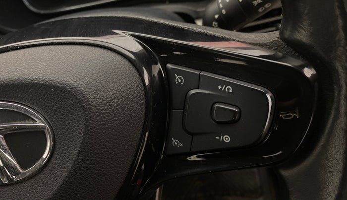 2022 Tata NEXON XZA PLUS (O) PETROL, Petrol, Automatic, 25,713 km, Adaptive Cruise Control