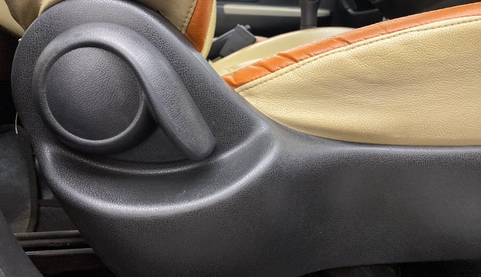 2015 Nissan Micra Active XV S, Petrol, Manual, 52,516 km, Driver Side Adjustment Panel