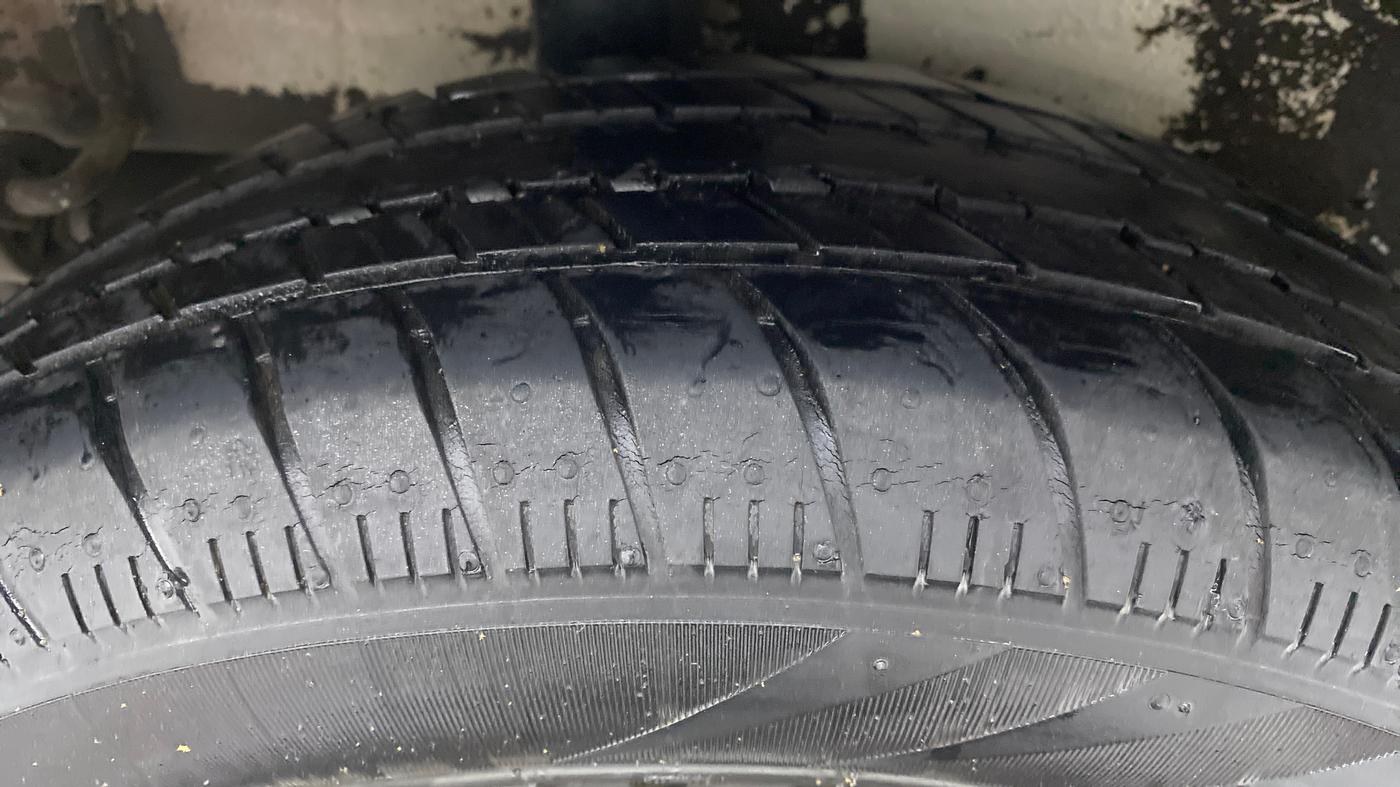 2018 Maruti Celerio VXI d, Petrol, Manual, 38,619 km, Right Rear Tyre Tread