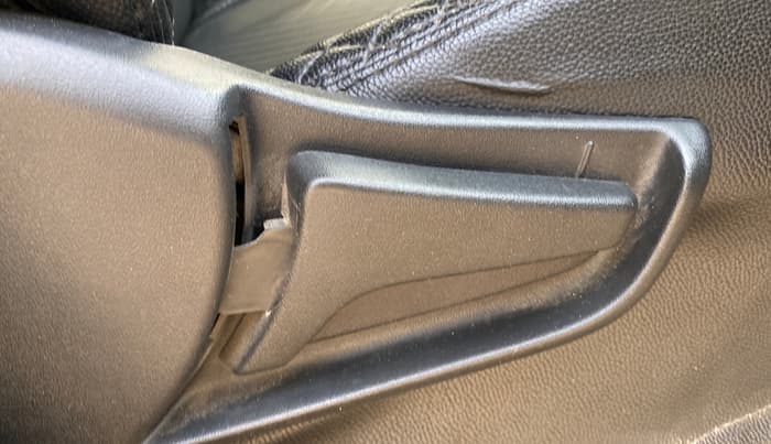2021 Maruti S PRESSO VXI+, Petrol, Manual, 55,600 km, Driver Side Adjustment Panel