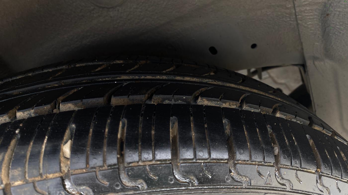 2018 Maruti Celerio ZXI, Petrol, Manual, 51,611 km, Right Rear Tyre Tread