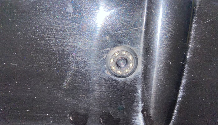 2019 Mahindra XUV500 W7, Diesel, Manual, 1,03,090 km, Parking Camera