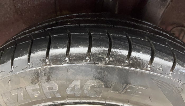 2018 Hyundai Grand i10 MAGNA 1.2 KAPPA VTVT, Petrol, Manual, 43,078 km, Left Rear Tyre Tread