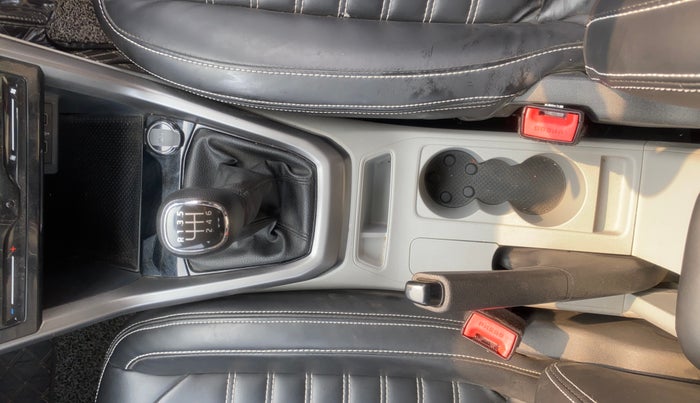 2023 Skoda KUSHAQ AMBITION 1.0L TSI MT, Petrol, Manual, 17,583 km, Gear Lever