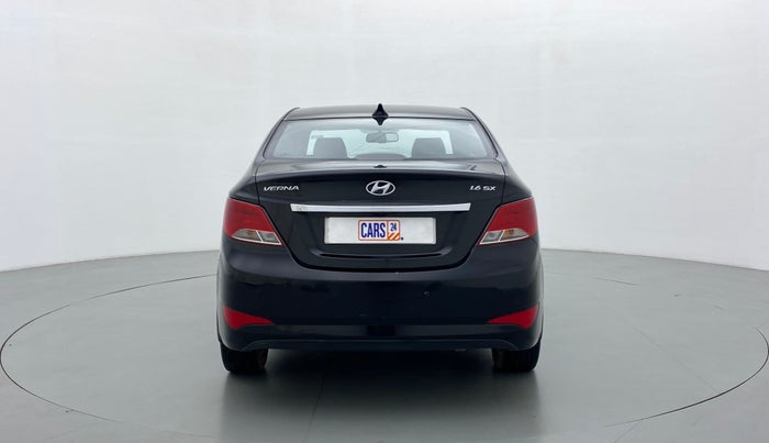 2016 Hyundai Verna FLUIDIC 1.6 SX VTVT, Petrol, Manual, 62,067 km, Back/Rear