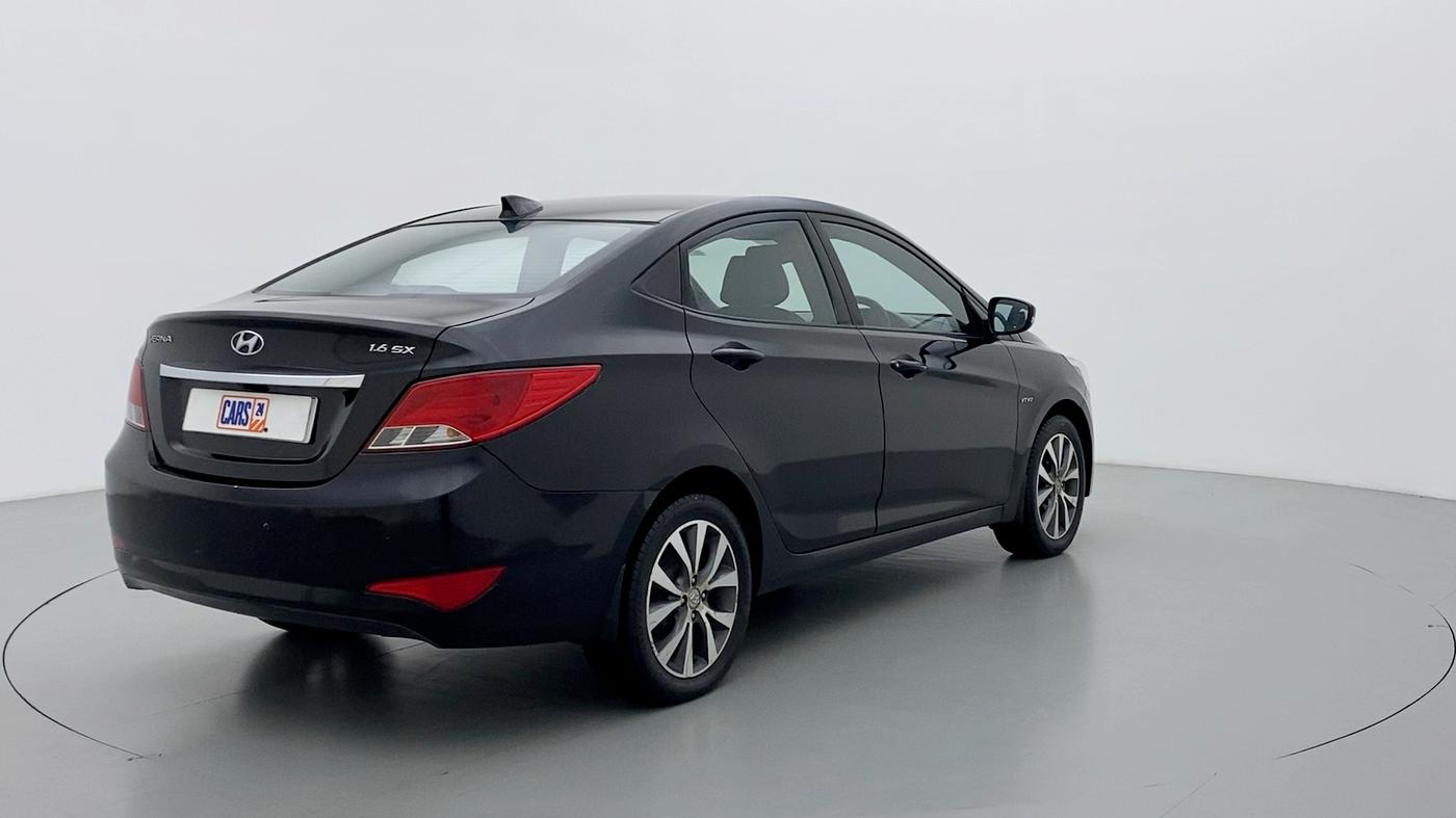 2016 Hyundai Verna FLUIDIC 1.6 SX VTVT, Petrol, Manual, 62,067 km, Right Back Diagonal