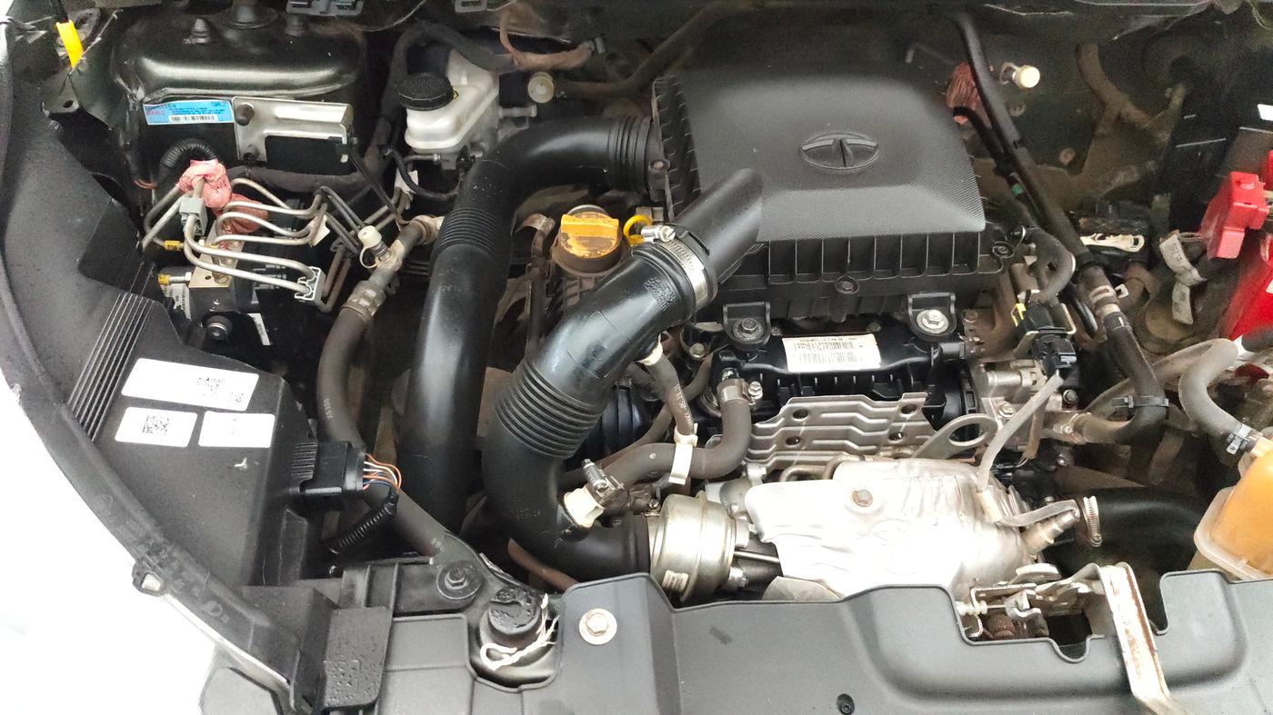 2021 Tata NEXON XMA SUNROOF PETROL, Petrol, Automatic, 65,225 km, Engine View - Right