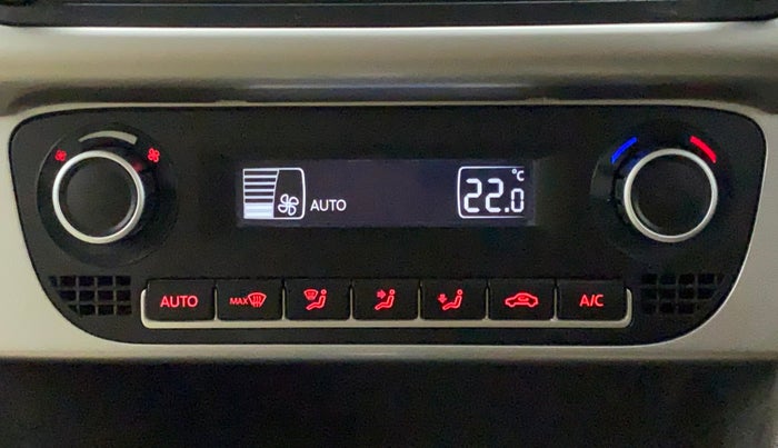 2016 Volkswagen Vento HIGHLINE 1.2 TSI AT, Petrol, Automatic, 74,175 km, Automatic Climate Control