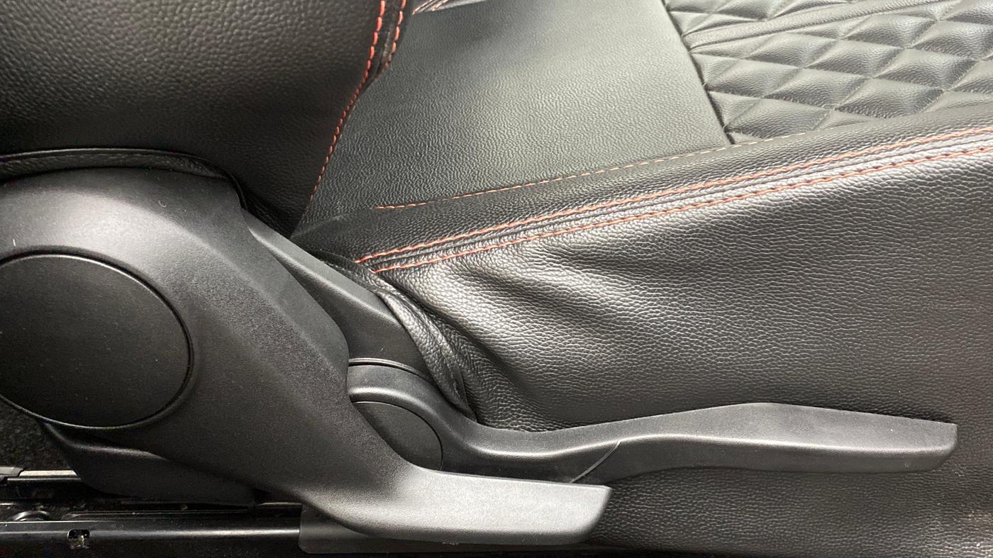 2020 Maruti Baleno ZETA CVT PETROL 1.2, Petrol, Automatic, 7,078 km, Driver Side Adjustment Panel