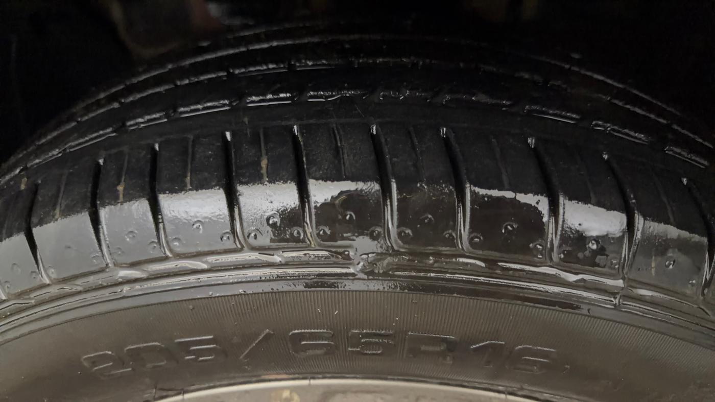 2022 KIA SELTOS HTK PLUS 1.5 IMT, Petrol, Manual, 29,351 km, Left Front Tyre Tread