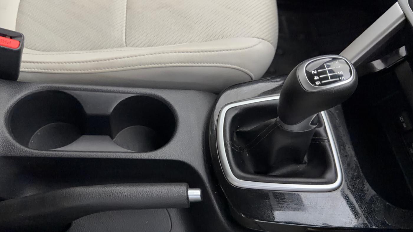 2022 KIA SELTOS HTK PLUS 1.5 IMT, Petrol, Manual, 29,351 km, Gear Lever