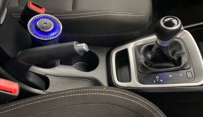 2019 Hyundai VENUE 1.0 TURBO GDI SX+ AT, Petrol, Automatic, 23,510 km, Gear Lever