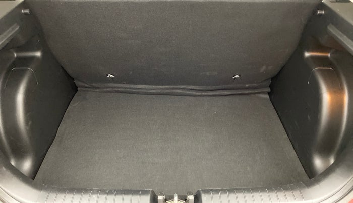2019 Hyundai VENUE 1.0 TURBO GDI SX+ AT, Petrol, Automatic, 23,510 km, Boot Inside