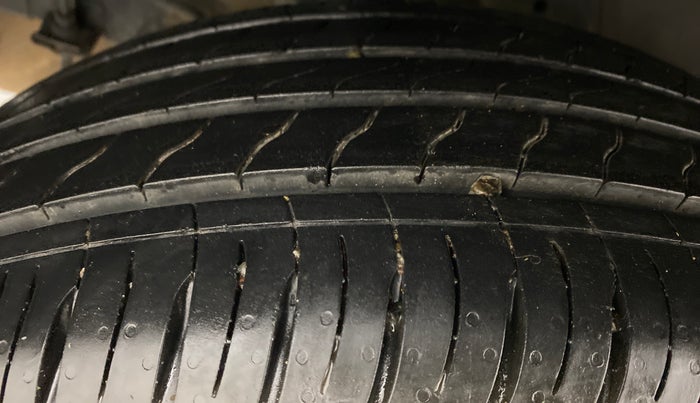 2019 Hyundai VENUE 1.0 TURBO GDI SX+ AT, Petrol, Automatic, 23,510 km, Right Rear Tyre Tread