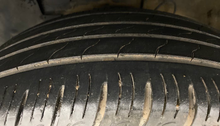 2019 Hyundai VENUE 1.0 TURBO GDI SX+ AT, Petrol, Automatic, 23,510 km, Left Front Tyre Tread