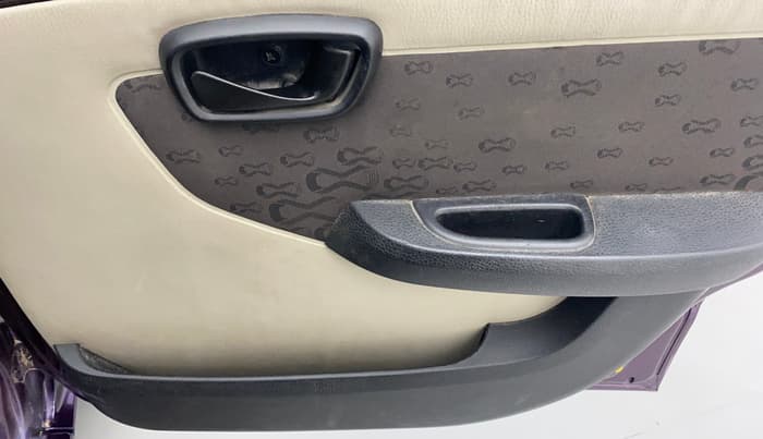 2016 Tata Nano TWIST XTA, Petrol, Automatic, 35,613 km, Driver Side Door Panels Control