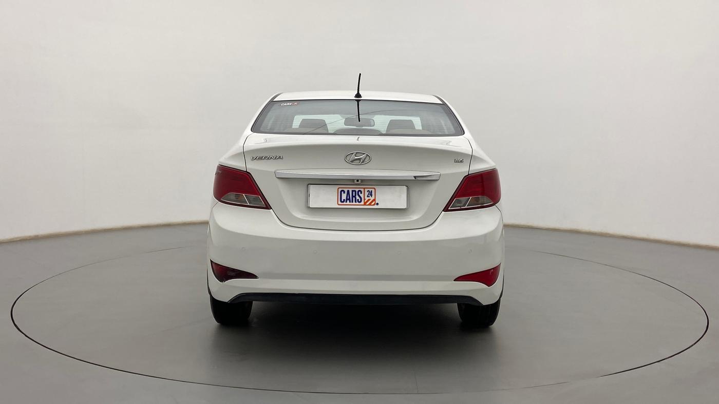 2015 Hyundai Verna FLUIDIC 4S 1.6 VTVT S, Petrol, Manual, 47,742 km, Back/Rear
