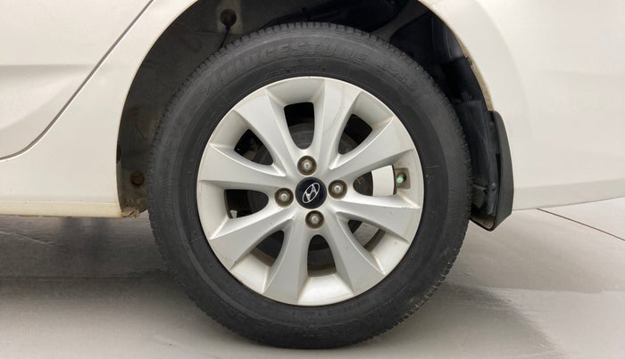 2015 Hyundai Verna FLUIDIC 4S 1.6 VTVT S, Petrol, Manual, 47,742 km, Left Rear Wheel
