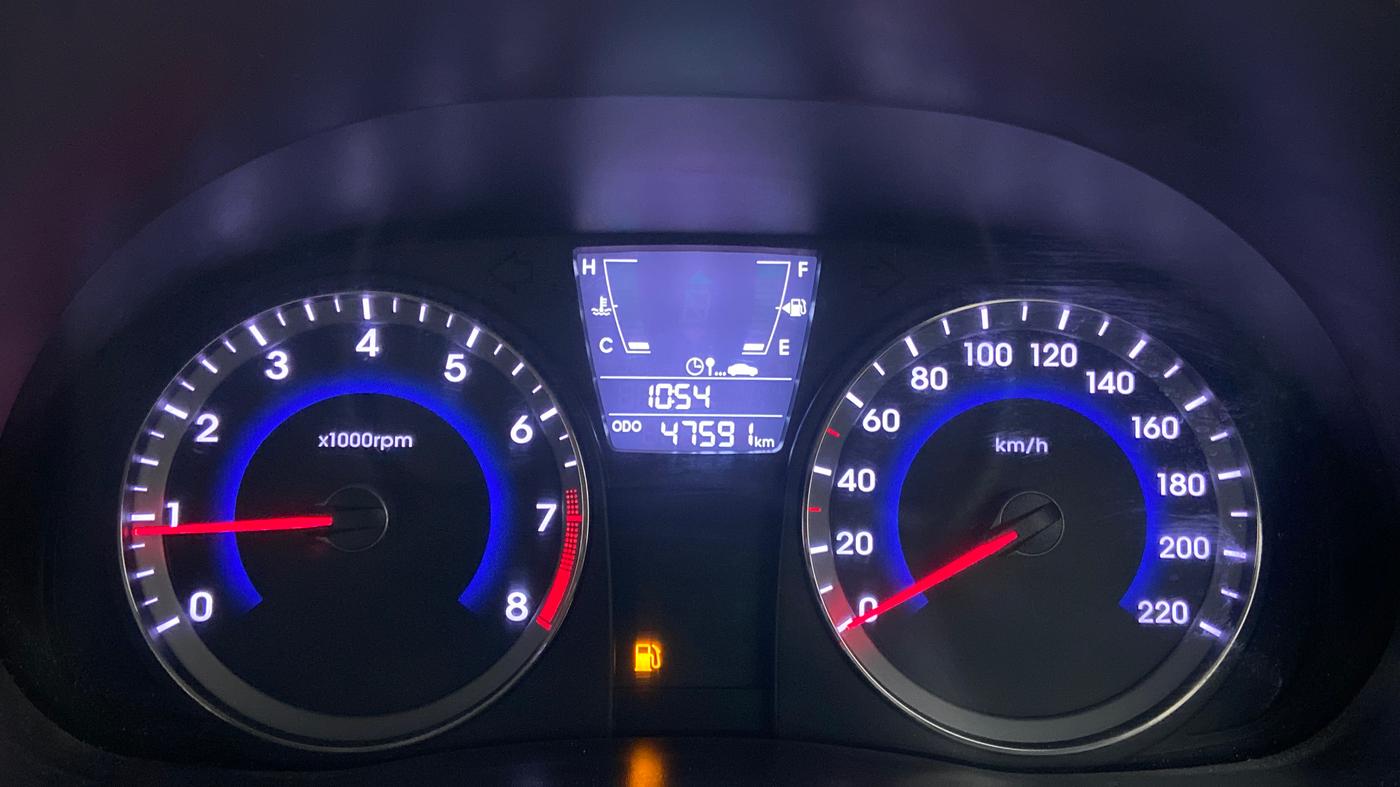 2015 Hyundai Verna FLUIDIC 4S 1.6 VTVT S, Petrol, Manual, 47,742 km, Odometer Image
