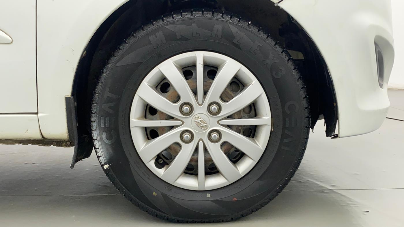 2013 Hyundai i10 SPORTZ 1.2 KAPPA2, Petrol, Manual, 67,202 km, Right Front Wheel