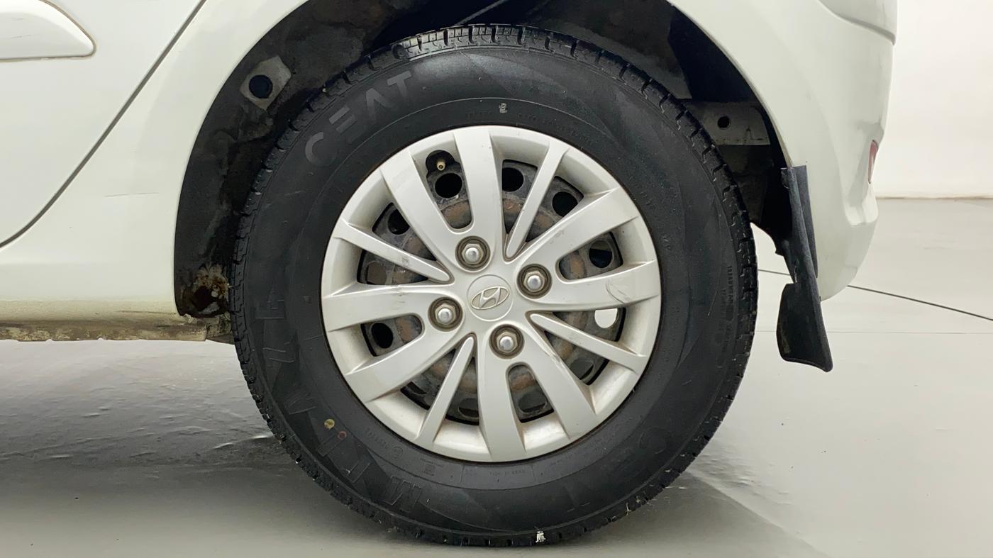 2013 Hyundai i10 SPORTZ 1.2 KAPPA2, Petrol, Manual, 67,202 km, Left Rear Wheel
