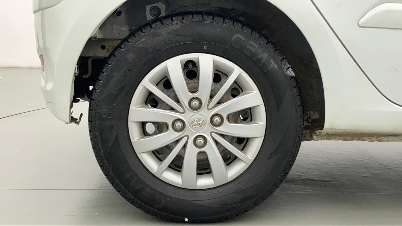 2013 Hyundai i10 SPORTZ 1.2 KAPPA2, Petrol, Manual, 67,202 km, Right Rear Wheel