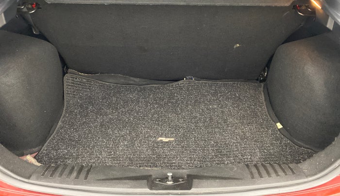 2015 Ford Figo 1.4 TITANIUM DURATORQ, Diesel, Manual, 29,932 km, Boot Inside