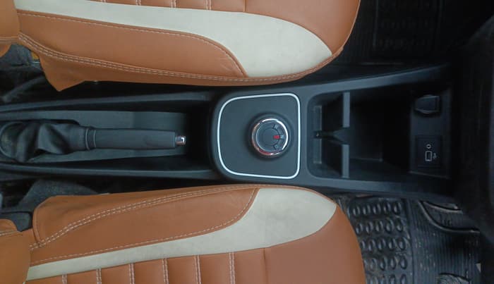 2022 Renault Kwid CLIMBER AMT 1.0, Petrol, Automatic, 25,834 km, Gear Lever