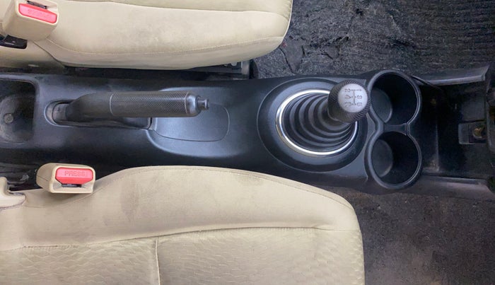 2015 Honda Amaze 1.2L I-VTEC S, Petrol, Manual, 36,690 km, Gear Lever