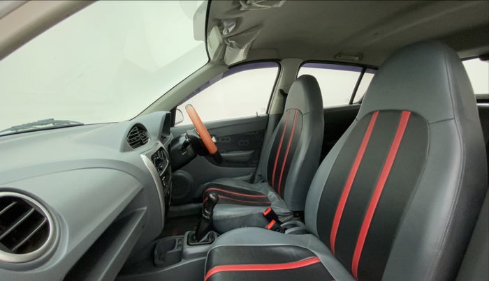 2012 Maruti Alto 800 LXI, Petrol, Manual, 30,561 km, Right Side Front Door Cabin